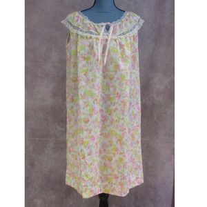 NWT Vintage Barbizon Loretta Floral Nightgown Sz M